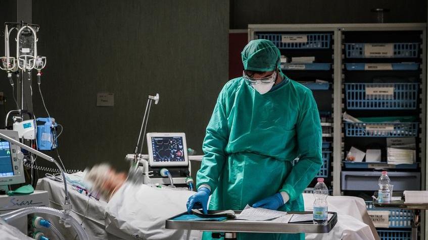 «Quei poveri vecchietti ricoverati nel reparto vorrebbero gentilezza»