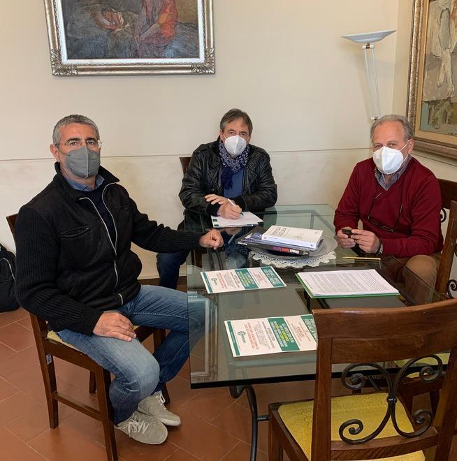 L’appello di Confesercenti «Portiamo le imprese fuori dalla pandemia»
