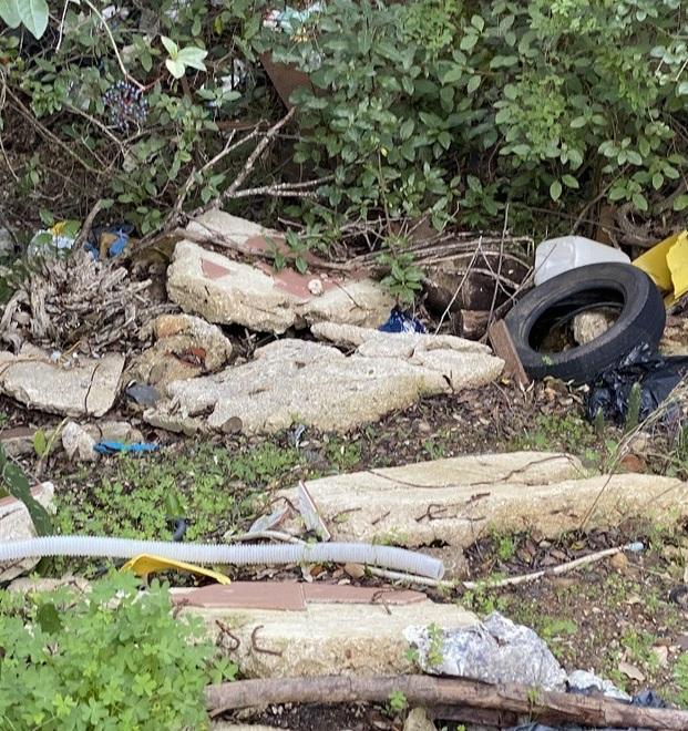 Esa dichiara guerra alle discariche abusive sui sentieri