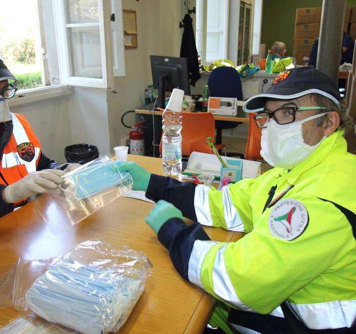 Mascherine della Regione, ecco dove e come ritirarle