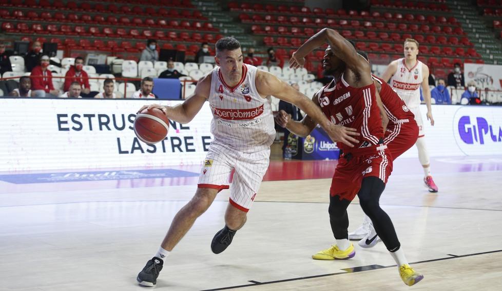Lo “scontro” Caja-Scola mette pepe nel big match fra Unahotels e Varese 