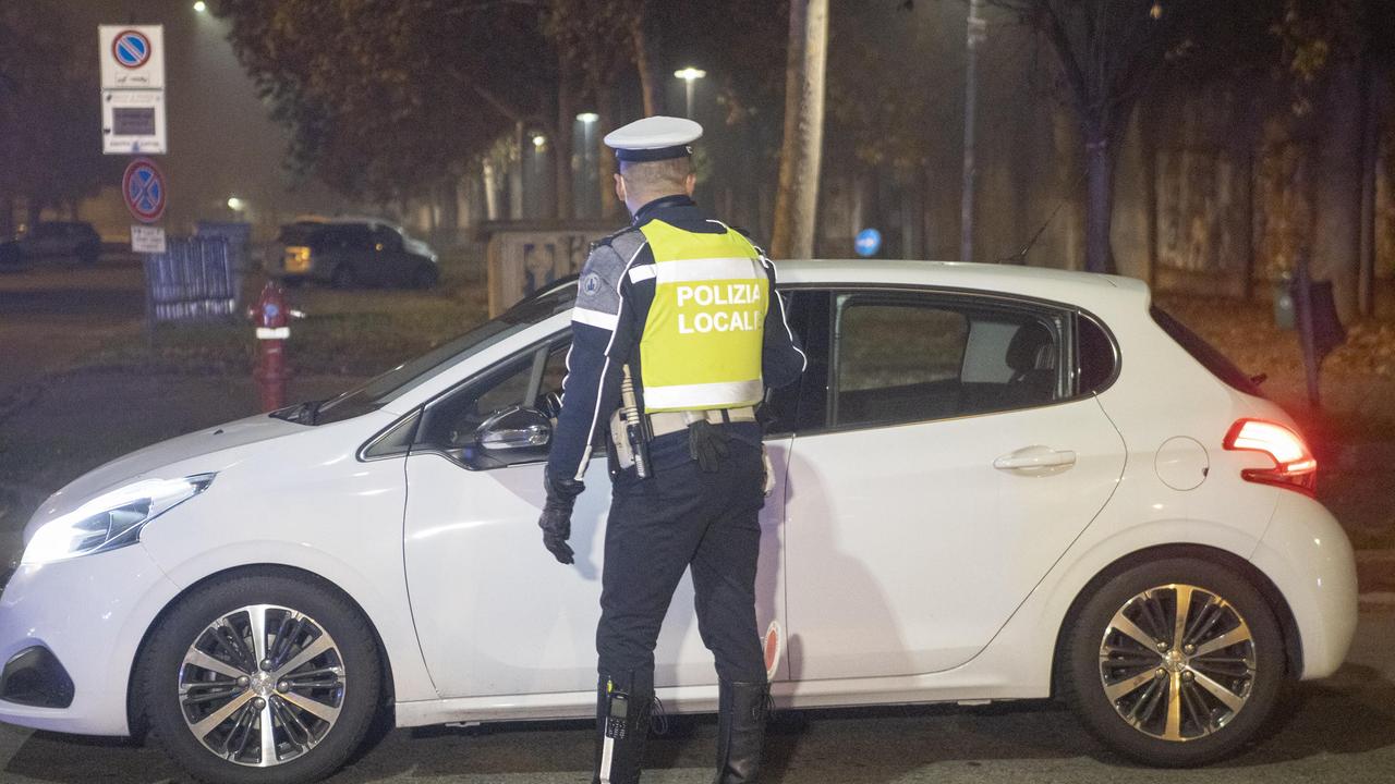Modena, investe un ciclista e scappa: automobilista rintracciato e denunciato