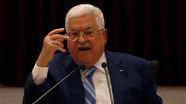 Abu Mazen rientrato a Ramallah dopo check-up in Germania