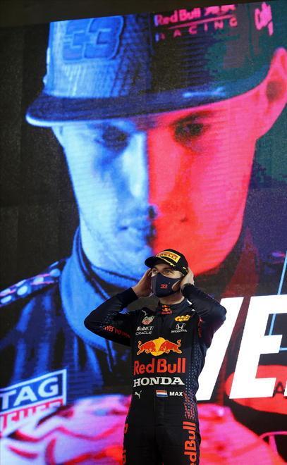 Anche i ricchi piangono La F1 e il tetto salariale: tagli agli ingaggi dei big 