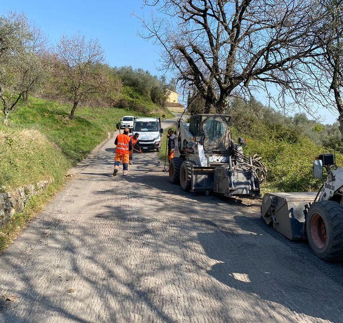 Partita dal paese di San Pietro la campagna di asfaltature 