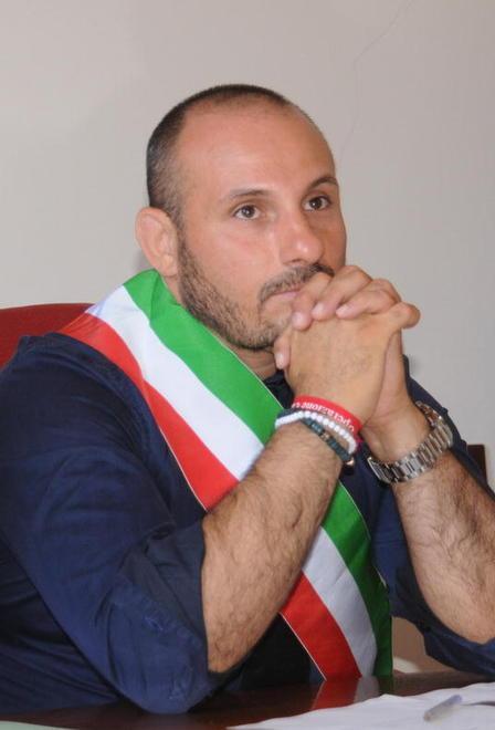 No ai gessi rossi, sì all’impianto «La contraddizione di Biondi» 