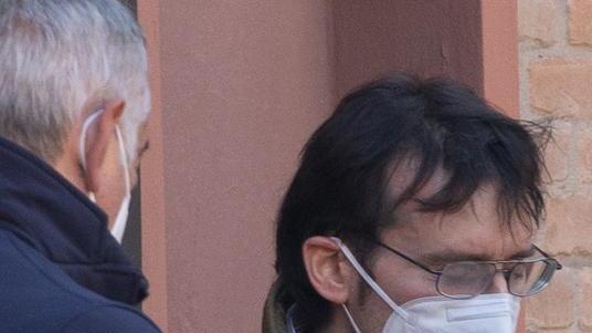 Il saluto alla mamma soffocata E la perizia sul figlio assassino