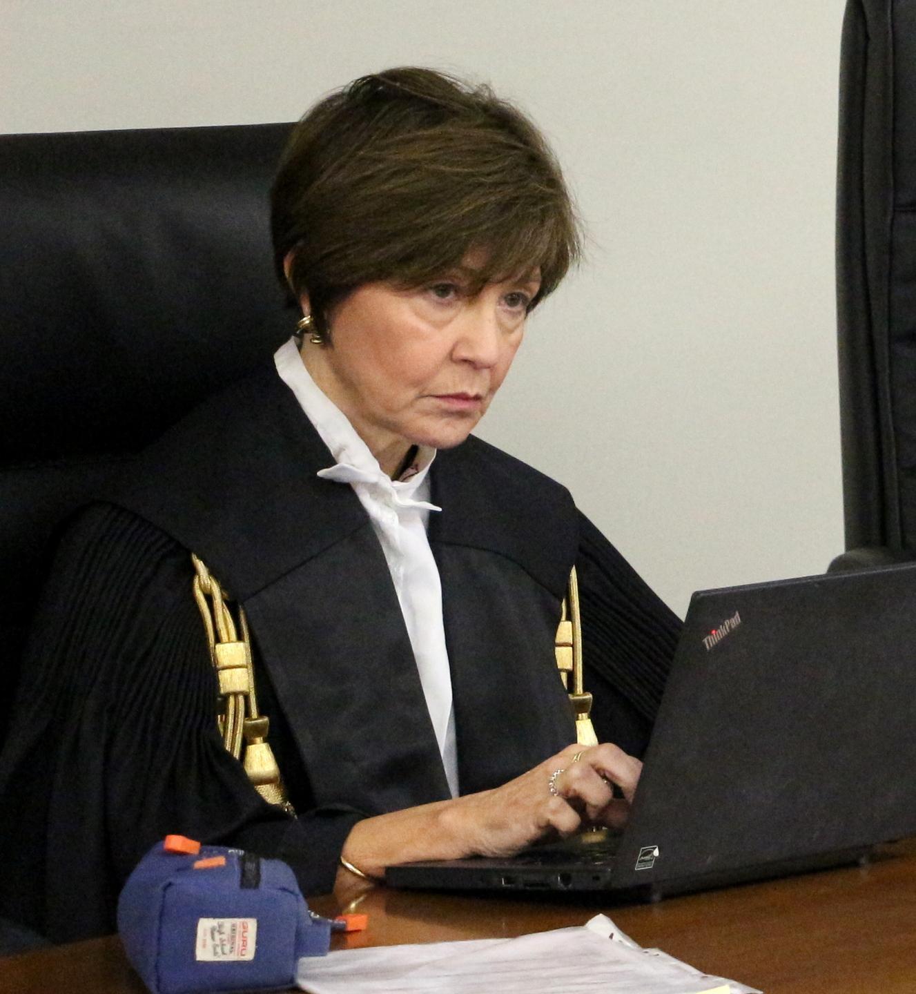 La gioia del legale e dei suoi difensori: «Crollate tesi accusatorie assurde e ottuse»