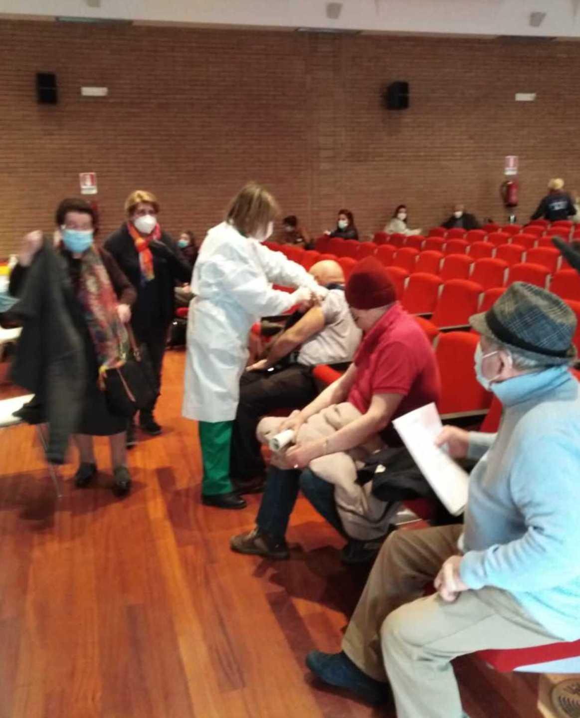 «Hub aperto ogni giorno per vaccinare in città» 