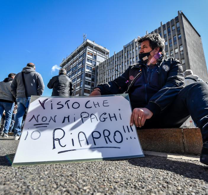 Aziende di nuovo in piazza il prossimo 13 aprile