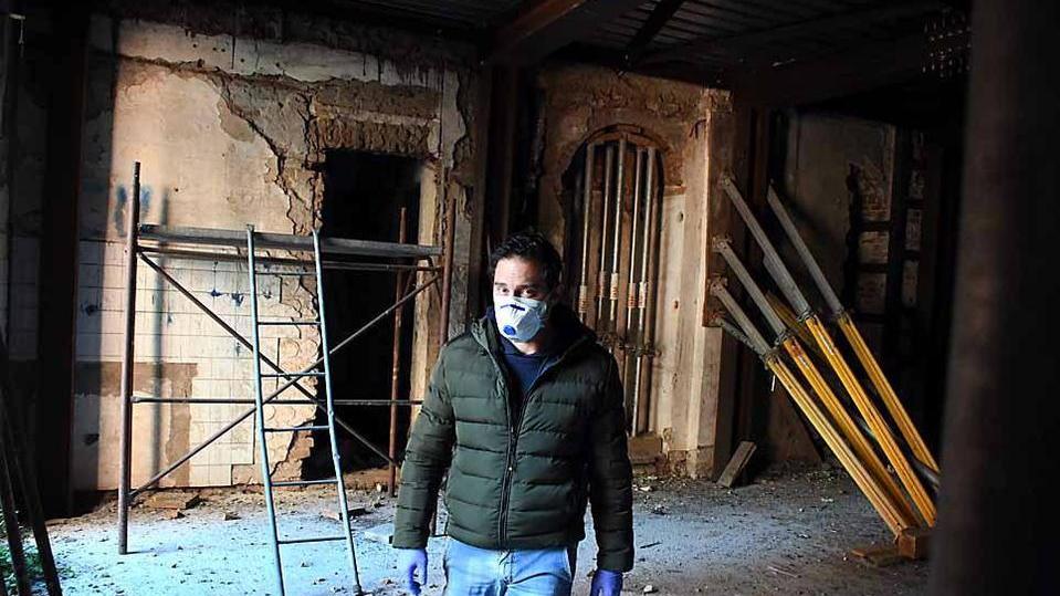 Il Comitato Politeama: «Adesso mettete in sicurezza il palazzo»