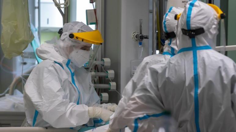 Covid, ci sono altri due decessi e 117 nuovi contagiati
