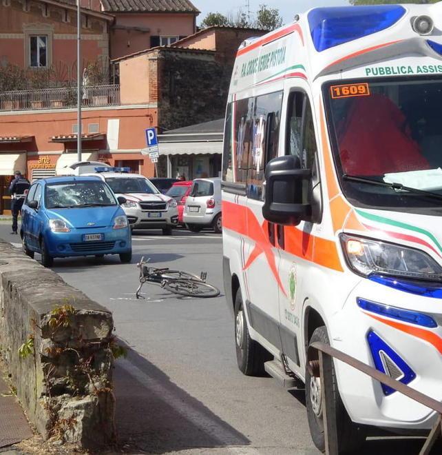 Incidente all’ospedale ciclista di 92 anni 