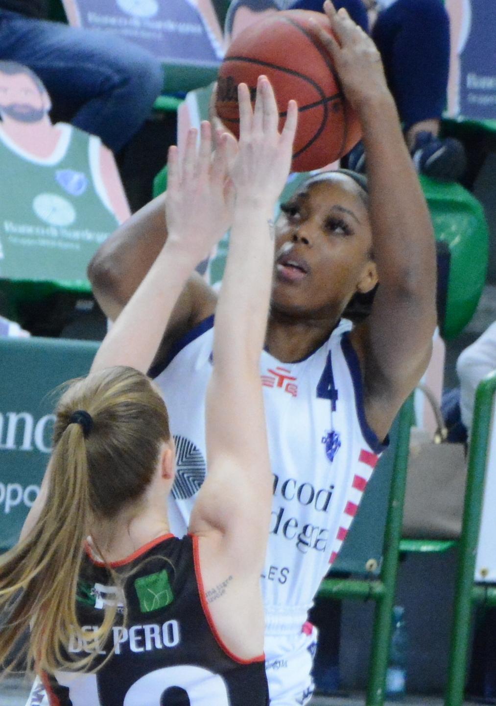 La Dinamo Women oggi contro Schio In palio la salvezza 