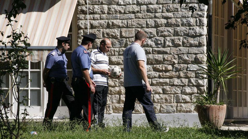 I carabinieri sul posto dopo l’incidente