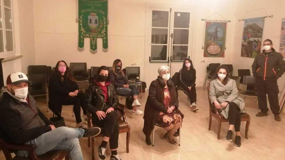 Blitz in Comune delle artigiane ribelli: «Basta zona rossa, vogliamo lavorare»
