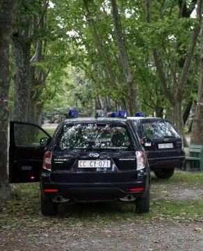 Spacciava cocaina in pineta: arrestato. Segnalato il cliente 