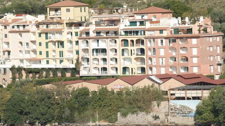 La Regione “benedice” l’hotel nella ex Cirio
