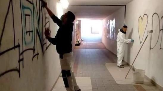 Sottopasso di nuovo imbrattato Ma Baghini non si scoraggia