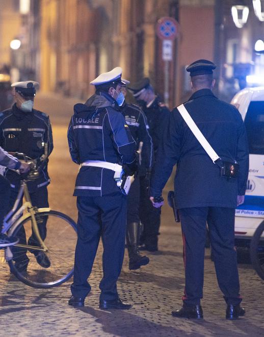 Fa scorta di alcolici cerca di non pagare ma è scoperto e bloccato