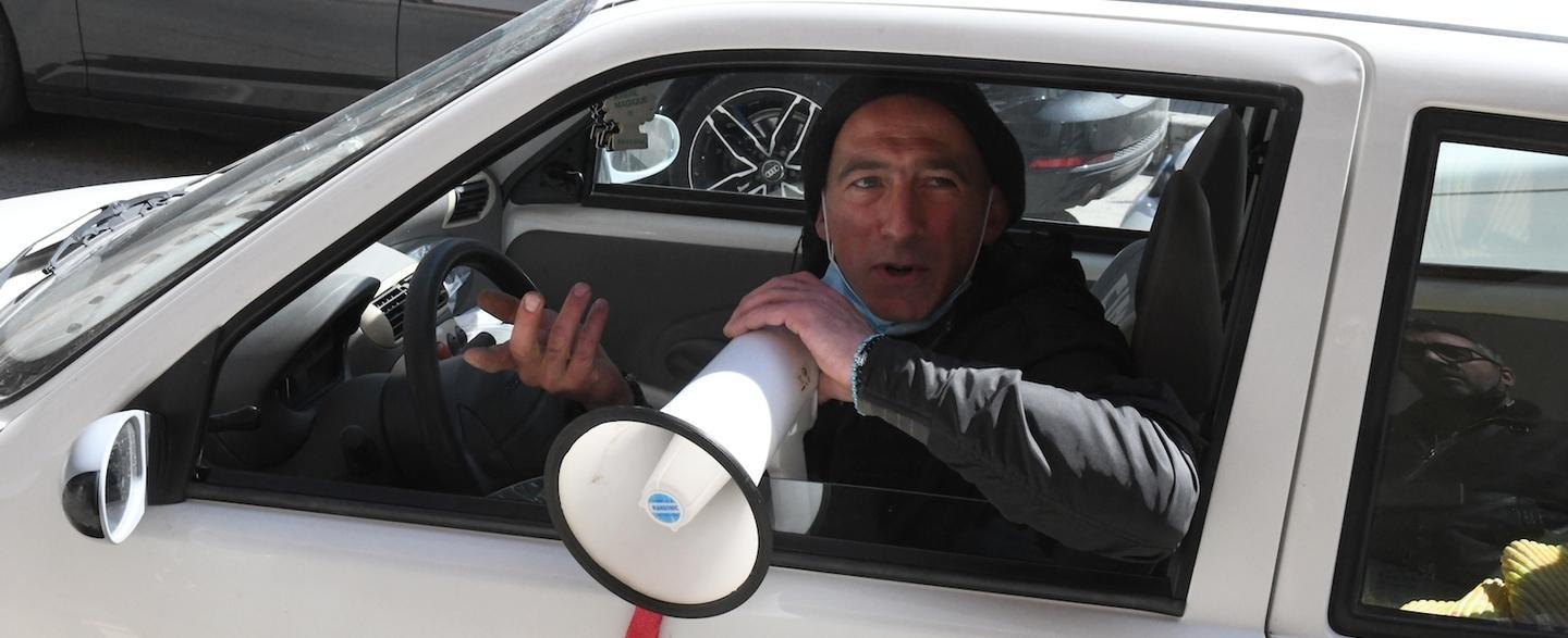 Bitti, ecco Donex, il barista itinerante: «Vi porto a casa il caffè» 