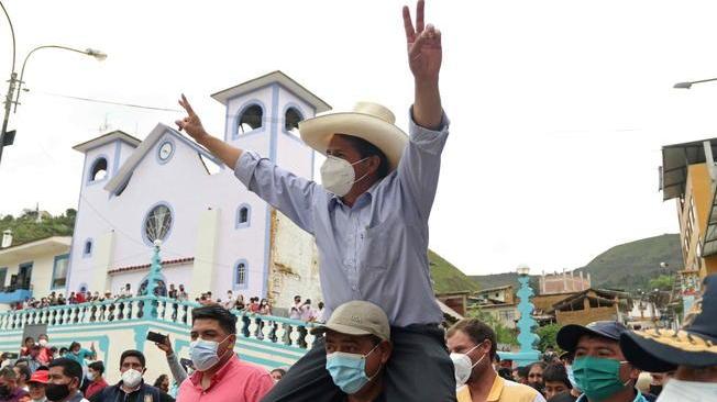 Perù: Pedro Castillo, maestro comunista sorpresa elezioni