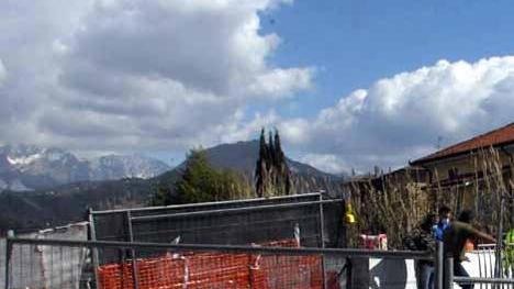 Il cantiere infinito e le tante proteste