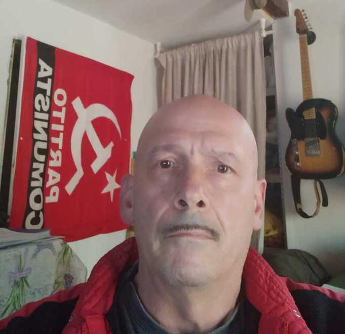 Modena Rinascono i comunisti old style «Solo noi con il proletariato» 