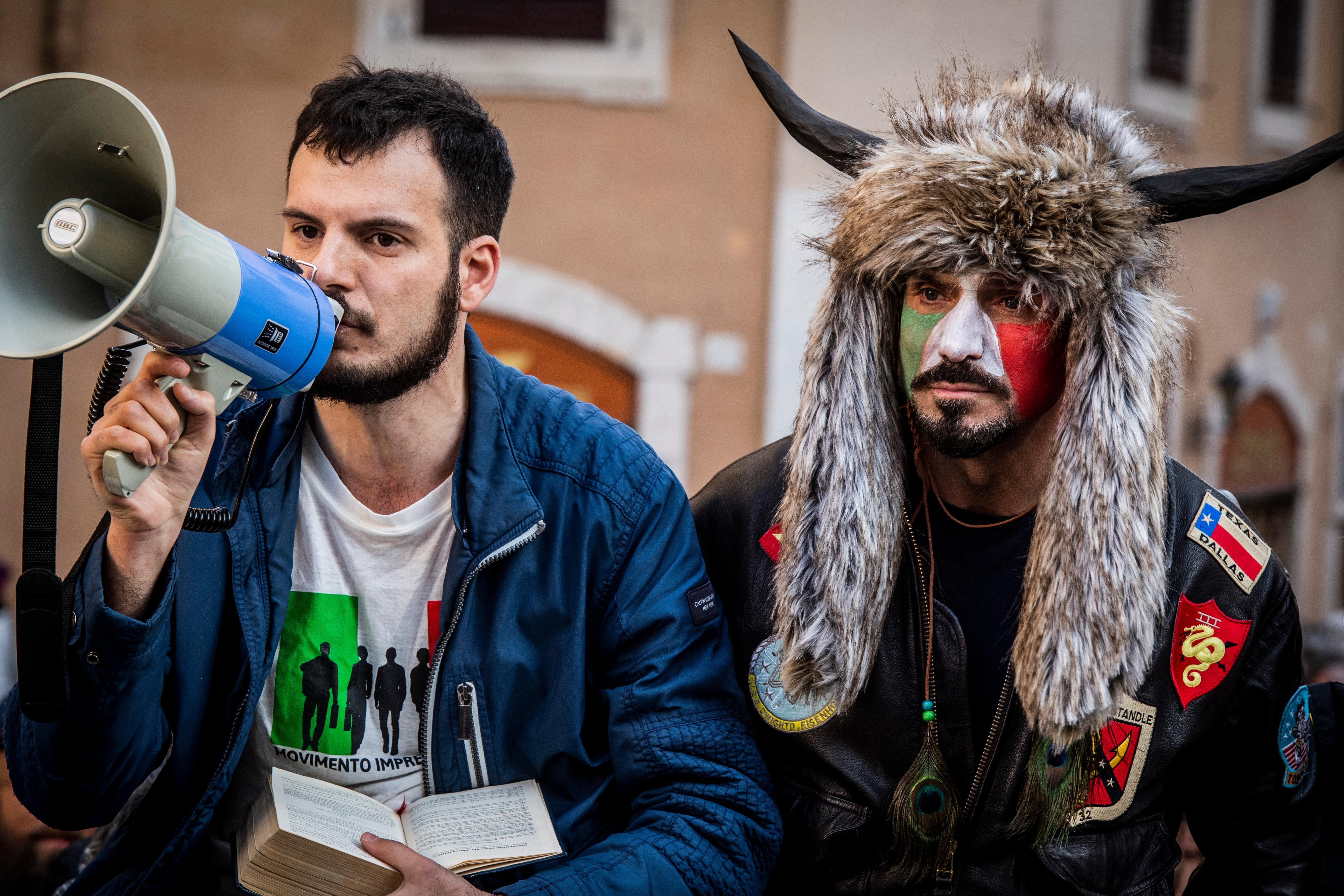 Così ignorano la disperazione degli ultimi