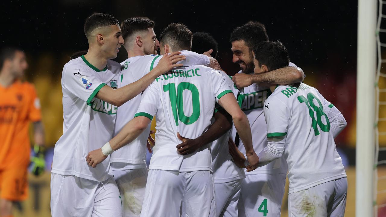 A Benevento il Sassuolo spreca ma vince