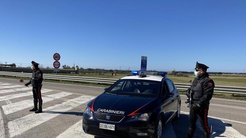 Una pattuglia dei carabinieri della Compagnia di Cecina