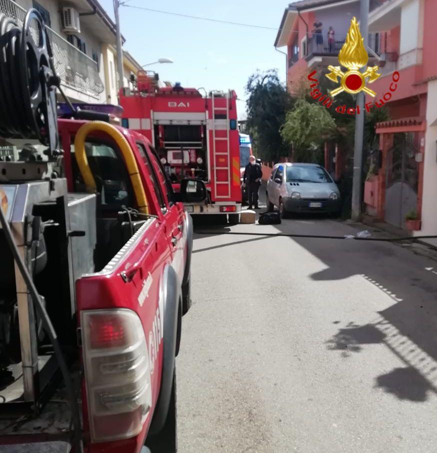 Tortolì, incendio in cucina: la padrona di casa in ospedale per accertamenti
