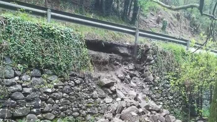 Frane e smottamenti su tutto il territorio dopo i nubifragi di ieri