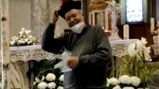 Campane a festa per “monsignor Piero”