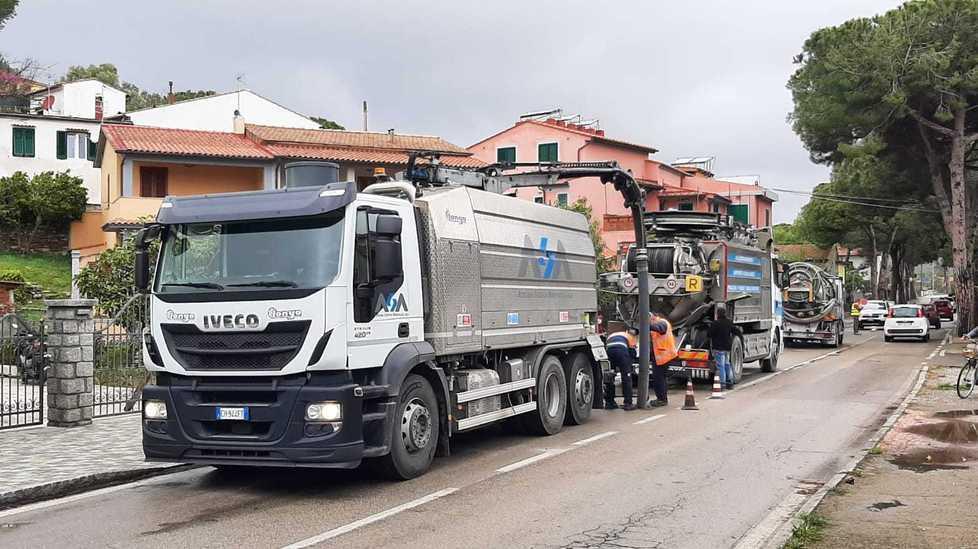 Stop ai cattivi odori dalle fogne Intervento straordinario di Asa 