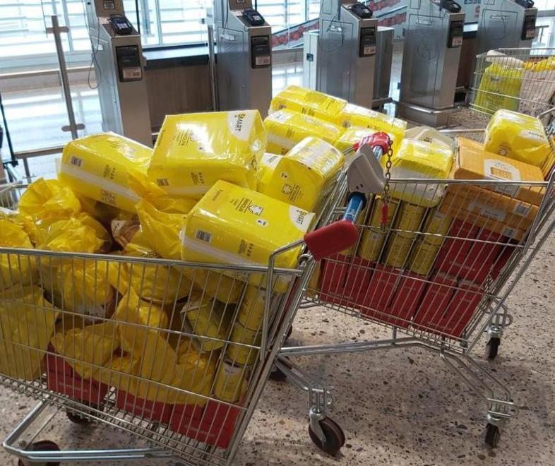 Con 169mila punti delle “carte fedeltà” le parrocchie inviano pacchi alle famiglie 