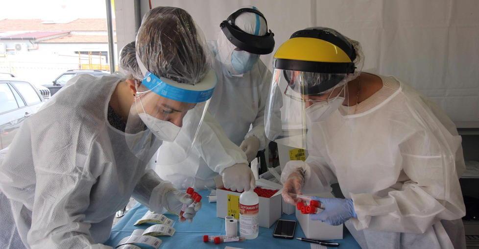 Covid, l’incidenza cala a 264 e l’arancione diventa possibile 