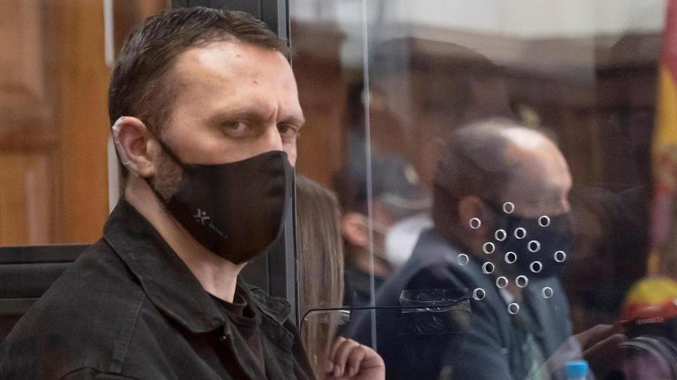 «Ho sparato e ucciso gli agenti per poter salvare la mia Bibbia»