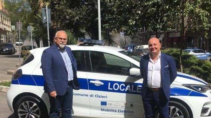 Una nuova automobile elettrica per la polizia locale di Ozieri