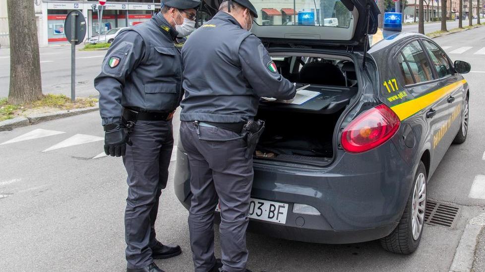 Ferrara, mascherine non a norma ritirate anche al Sant’Anna