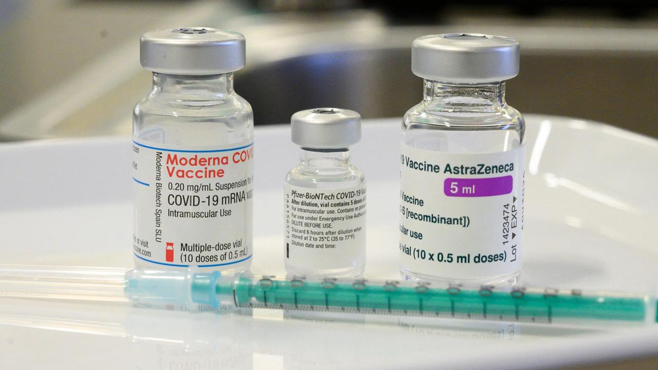 Vaccini, dopo lo stop arrivate le nuove dosi in Sardegna