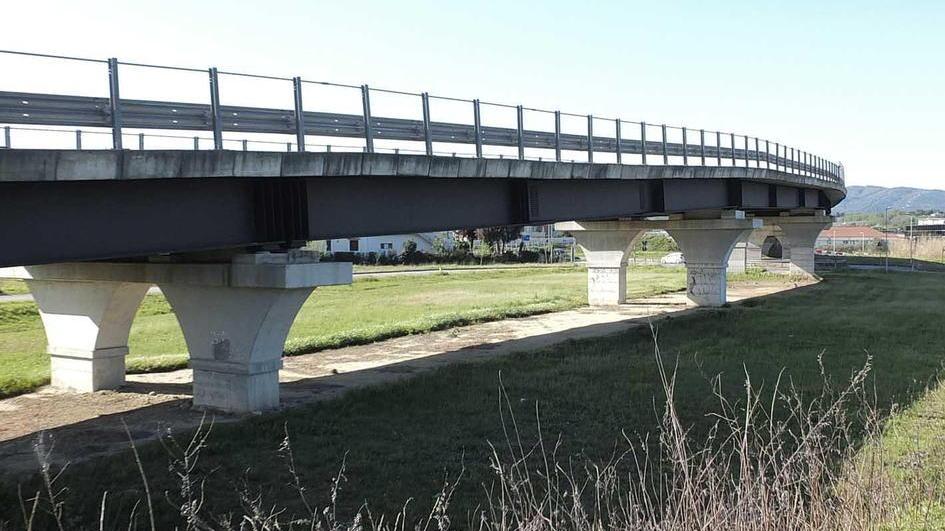Uno dei ponti sulla 206 tra Cascina e Collesalvetti saranno oggetto di manutenzione (Foto Muzzi)