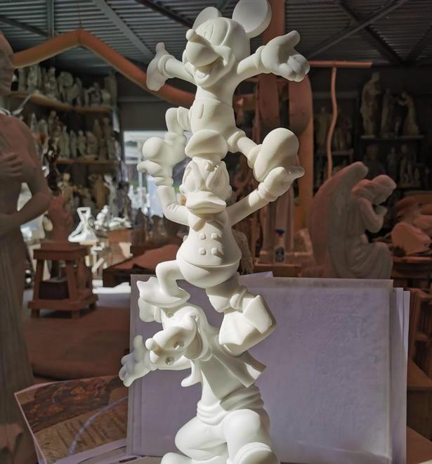 Un busto di marmo bianco per il re dei toreri di Spagna 