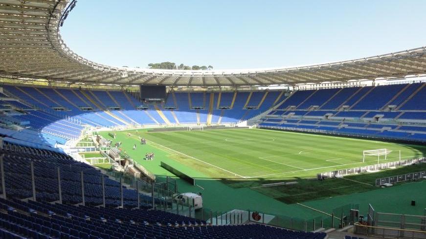 Basta con i film muti, ritorna il sonoro Roma apre ai tifosi per il galà europeo