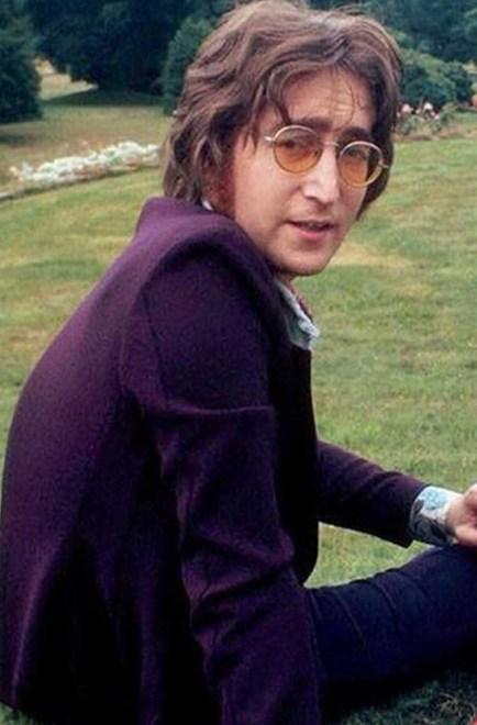 Il genio di John Lennon e la nascita di “Imagine” nel docufilm di Salt