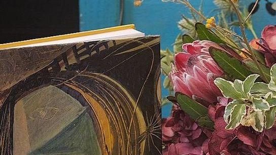 Alleanza libri e fiori, arte e bellezza con “FioriLetture” 