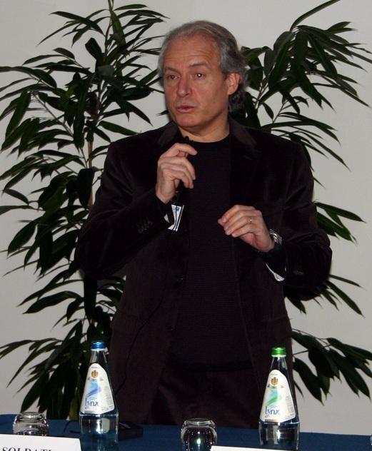 Il dottor Gino Soldati, direttore della struttura di Ecografia interventistica d'urgenza dell'ospedale di Castelnuovo