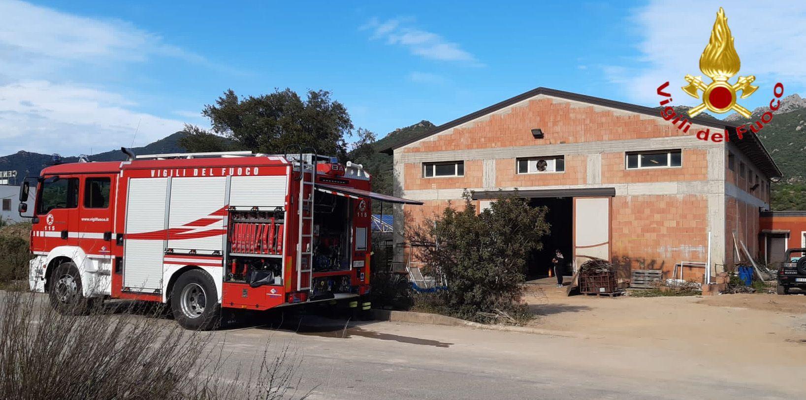 Il capannone a Tertenia teatro dell'incidente