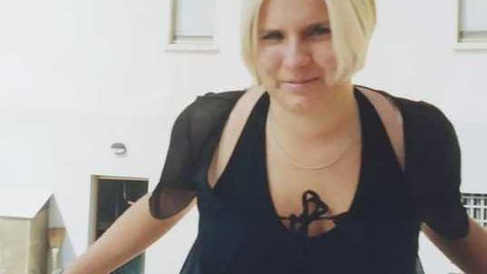 Cadelbosco Sopra, educatrice muore a 38 anni mentre dorme vicino alla figlia