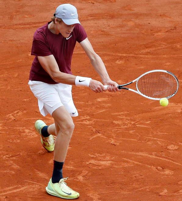 Sinner si inchina a Djokovic Fognini il superstite azzurro 